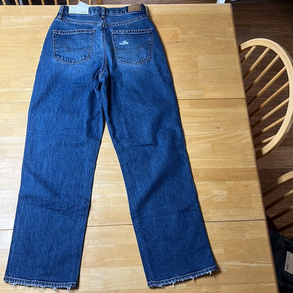 NWT American, Eagle Curvy 90’s Straight, high waisted, tidal blue, size 6/28w - Picture 5 of 7